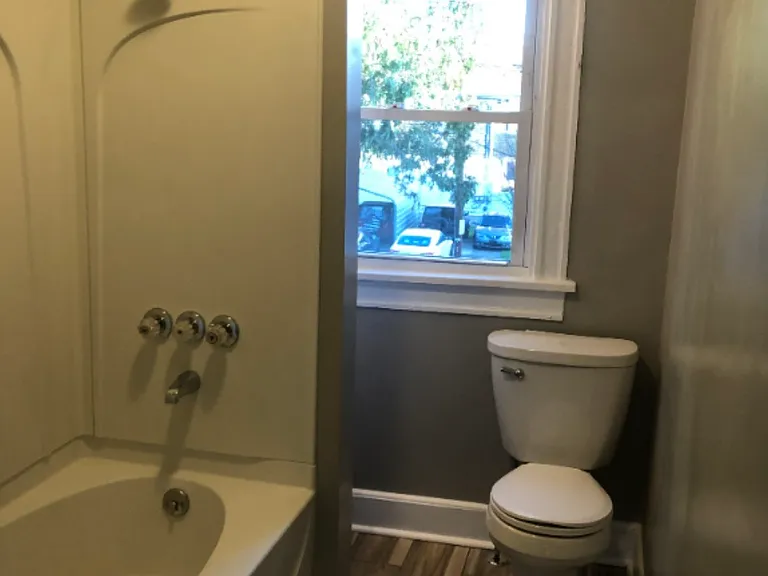 90 Carlisle St #90 — Photo 11