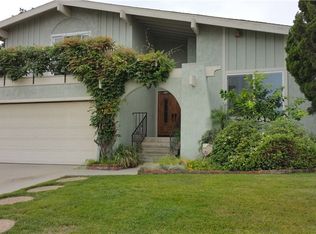 18130 Bromley St, Tarzana, CA 91356