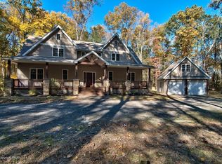 120 Woods Way, Stroudsburg, PA 18360