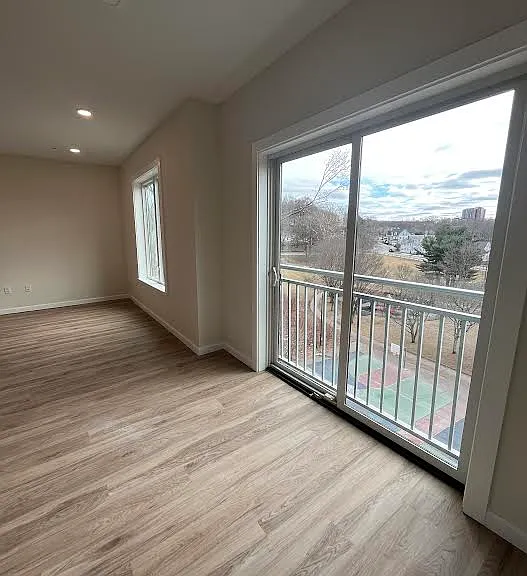 458 Washington St #306 — Photo 4