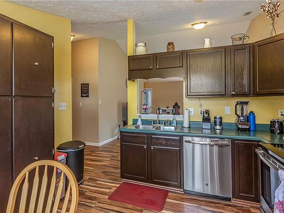5th image of 6416 Coconut Ct
