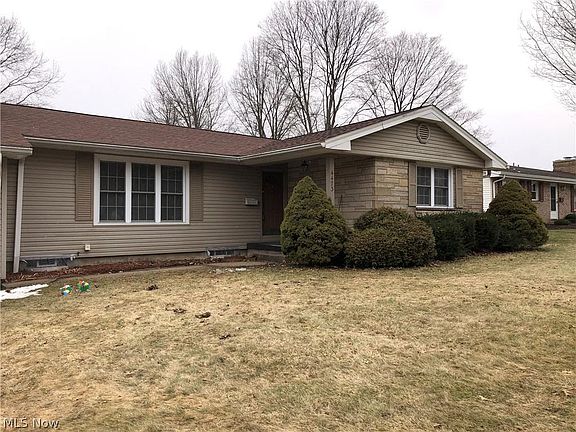 2nd image of 4473 Barrington Dr