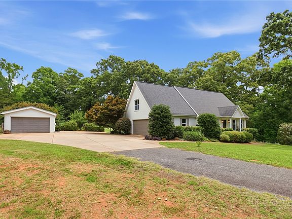 5th image of 8301 Waxhaw Creek Road