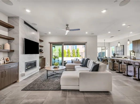 218 Springbough Ln, Las Vegas, NV 89138