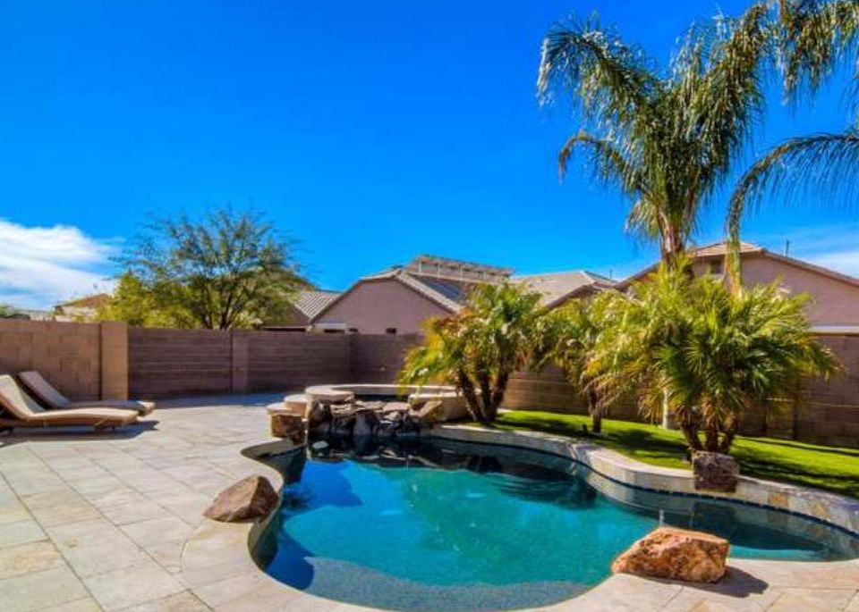 Beautiful backyard oasis!