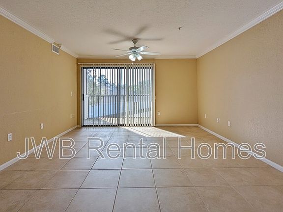 5th image of 425 Timberwalk Ct APT 1126