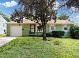 3917 S Spring St, Independence, MO 64055