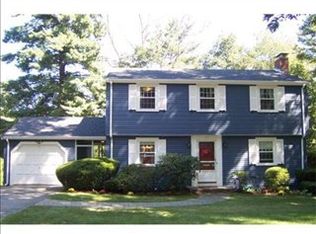 125 Ridgewood Dr, Norwood, MA 02062