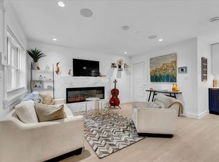 1020 Odlum Dr, Vancouver, BC