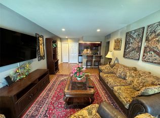 2220 S Piney Point Rd APT 208, Houston, TX 77063
