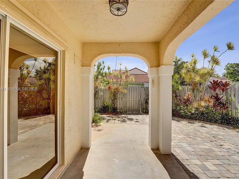 1361 Springside Dr #3 — Photo 33