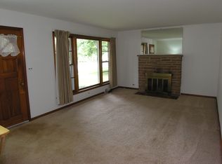 133 N Gretta Ave, Waukegan, IL 60085