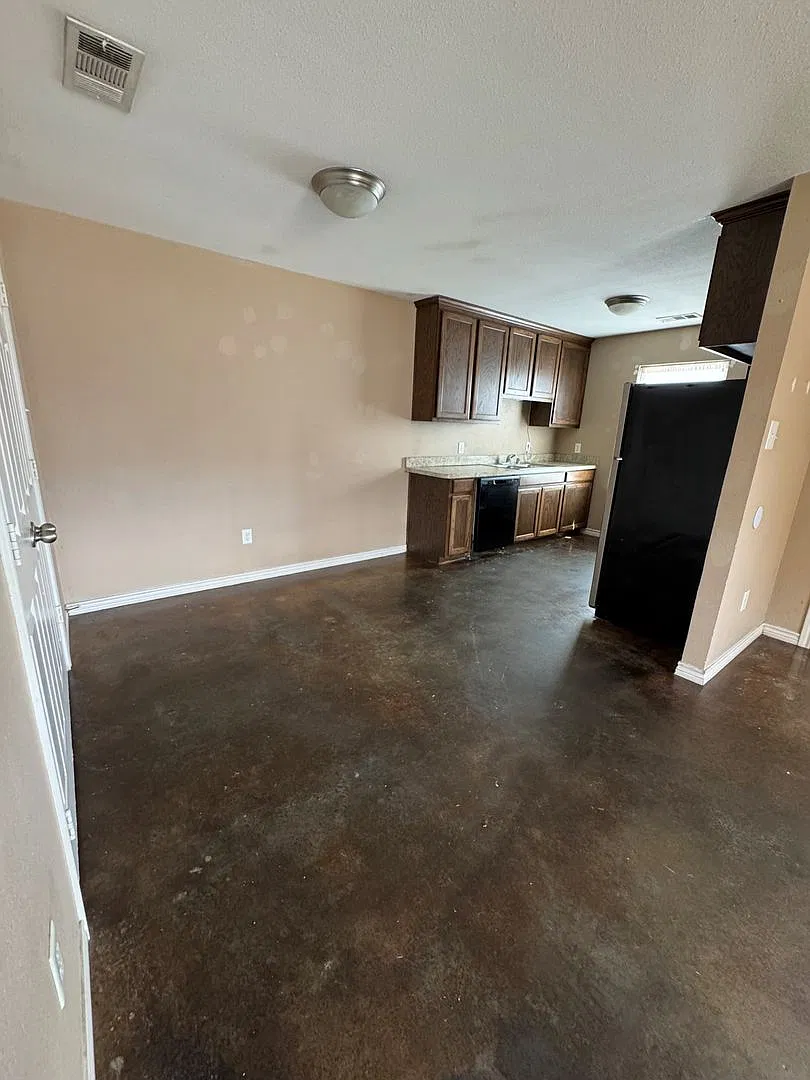 5598 Sycamore St. Bardwell, TX — Photo 3