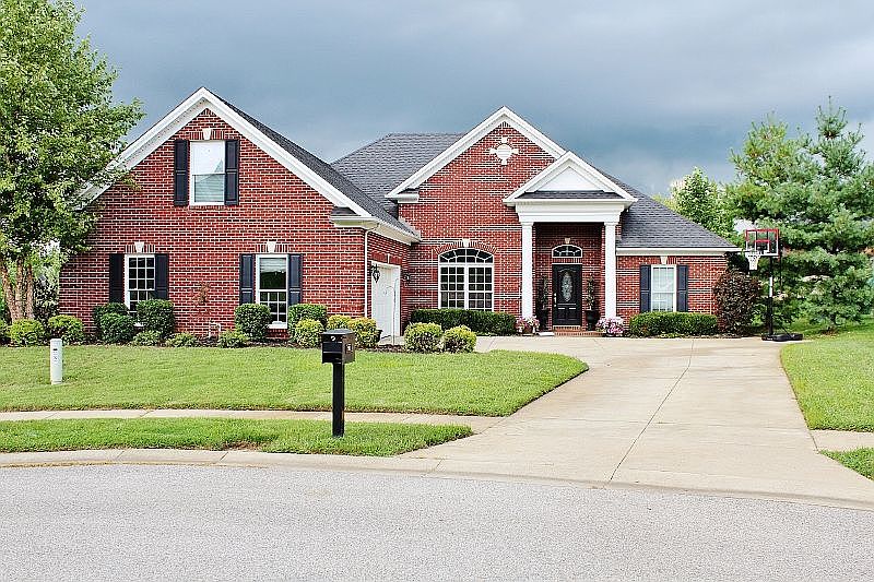 1st image of 3019 Oak Knoll Cv