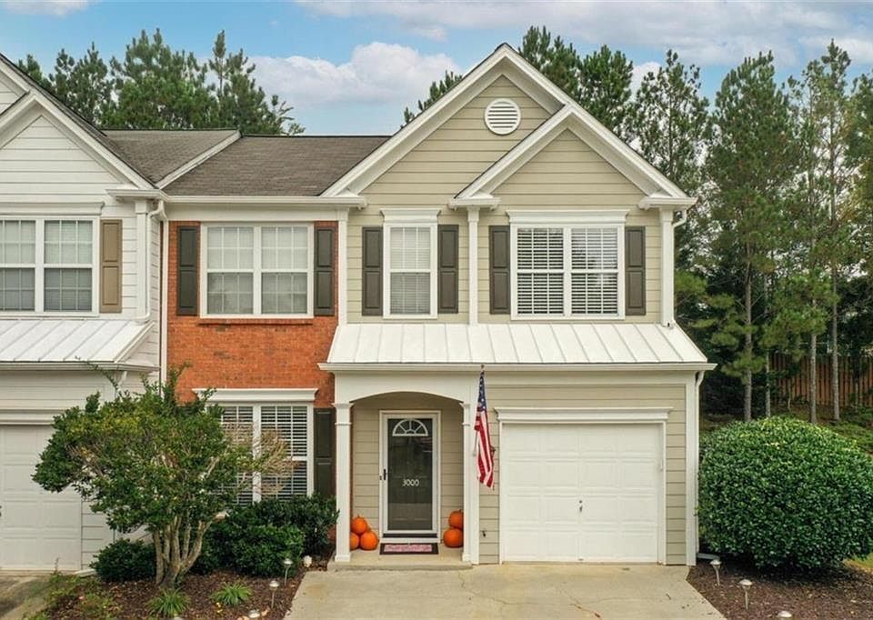 1st image of 3000 Commonwealth Cir