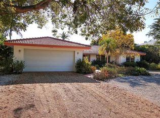 625 Lake Murex Cir, Sanibel, FL 33957