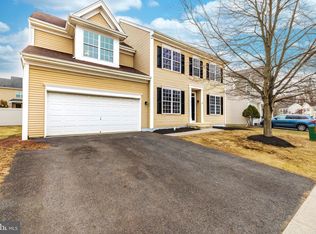 15 Sagamore Ln, Bordentown, NJ 08505
