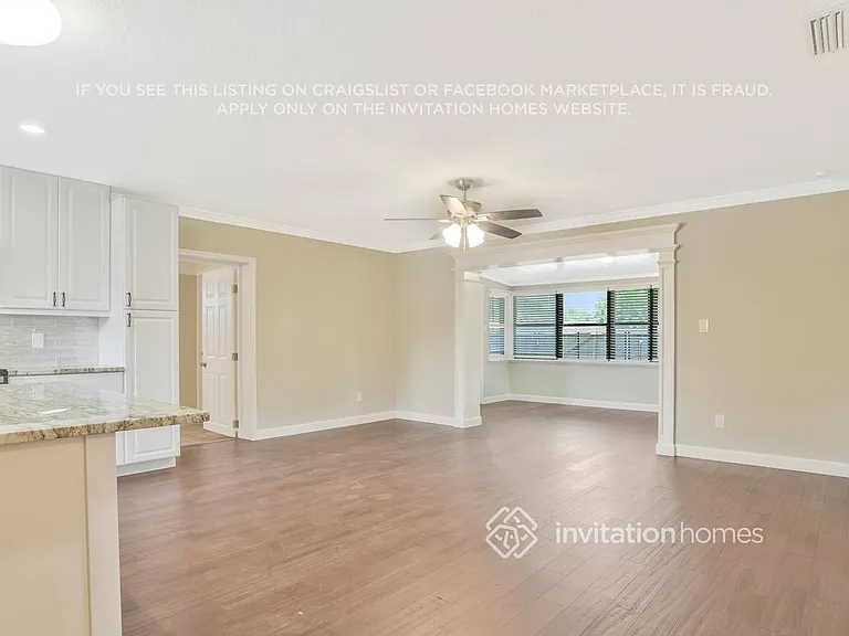 5414 Chenault Ave — Photo 2