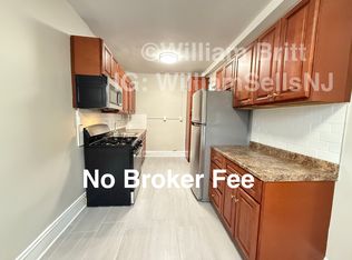 34-36 State St #1E, Teaneck, NJ 07666