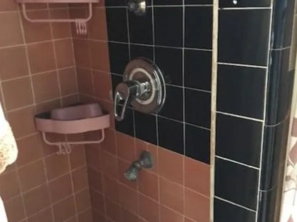 733 East 48th Street image 10 of 10