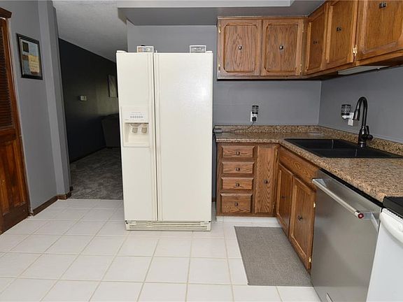 5th image of 667 Ironwood Dr