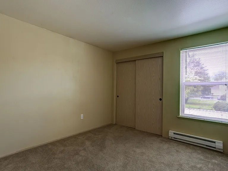 Creekside Apartments  — Photo 18