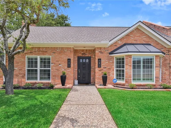 804 Lee Hollow Dr, Bryan, TX 77802