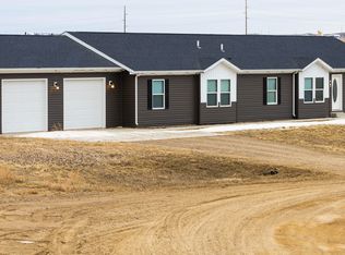 12204 26th F St NW, Watford City, ND 58854