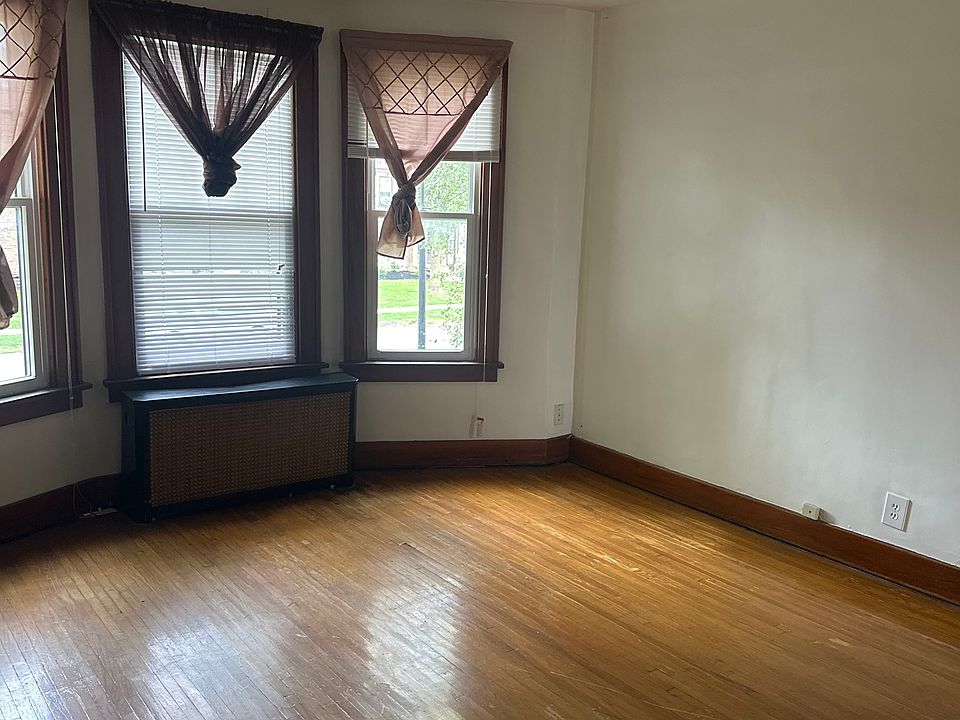 1st image of 580 Colvin Ave APT 10