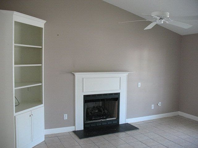 2nd image of 4320 Fawn Ct N