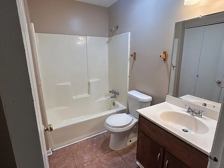 5355 Greenhedge Trl — Photo 5