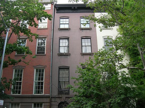 2nd image of 461 W 21st St APT 1