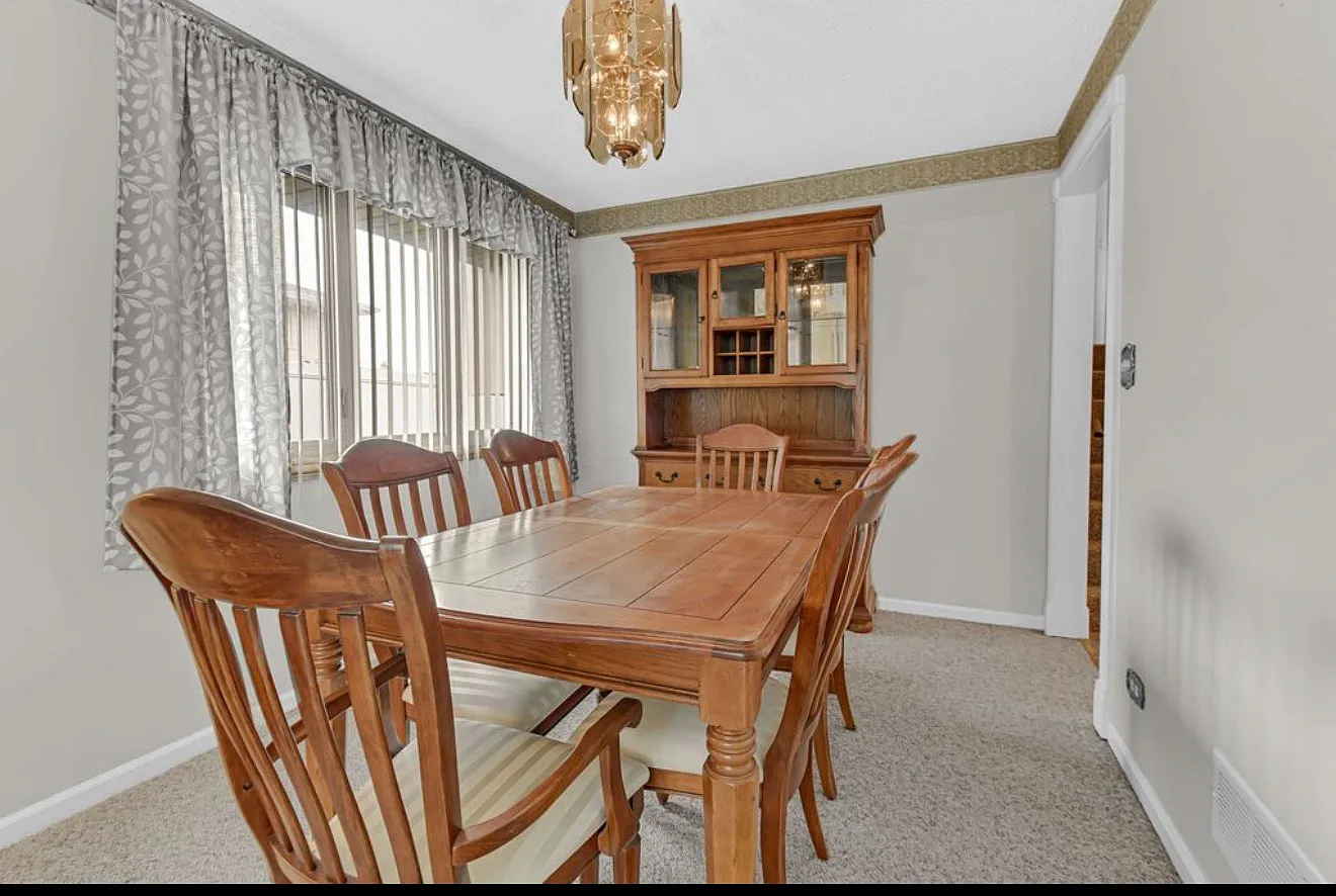 4 bed, 1590 sqft, $3,500 — Photo 3