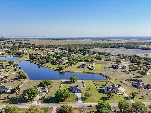 5th image of 18002 Howling Wolf Run