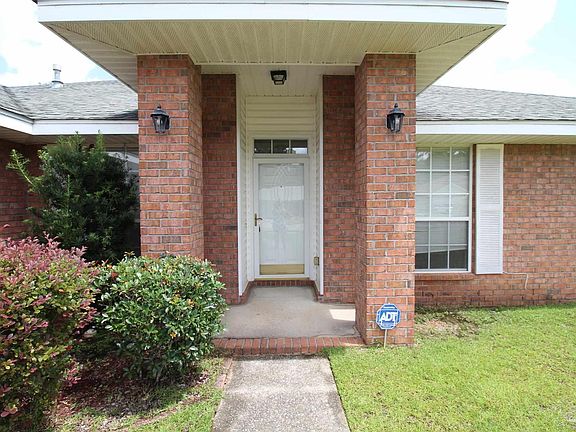 2nd image of 1530 Twin Pines Cir