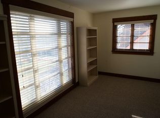 5021 Grand Ave APT 3, Kansas City, MO 64112