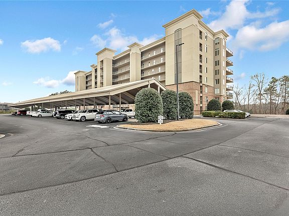 5th image of 609 Watermarke Ln