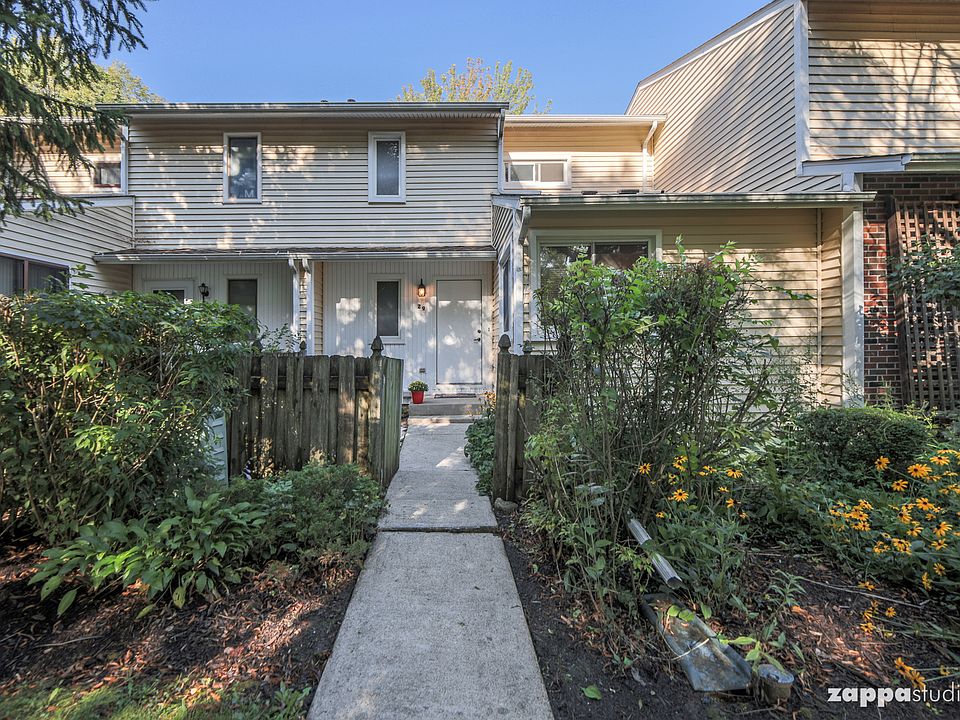 1st image of 29 Wintergreen Ct