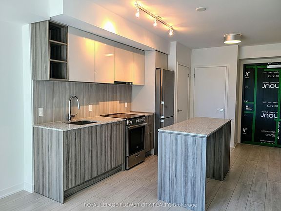 5th image of 31 Tippett Rd #262