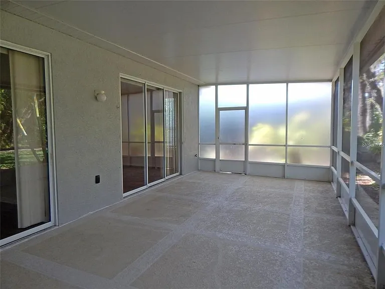 5925 Sandhill Ridge Dr — Photo 13