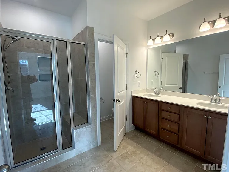 336 Clementine Dr — Photo 20