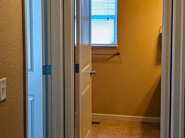 Hallway (toward 2 bedrooms and private full bathroom)