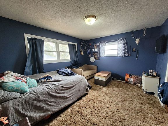 5th image of 2801 Pleasant St