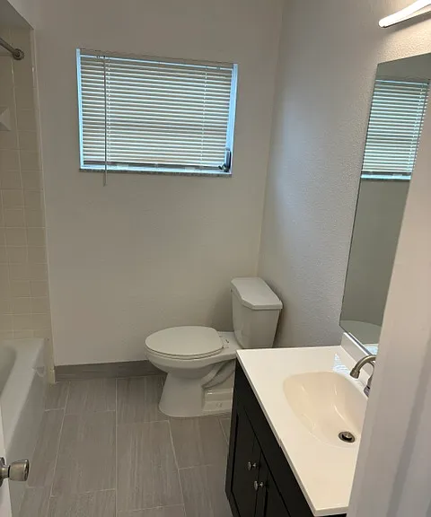 8180 Porto Chico Ave — Photo 18