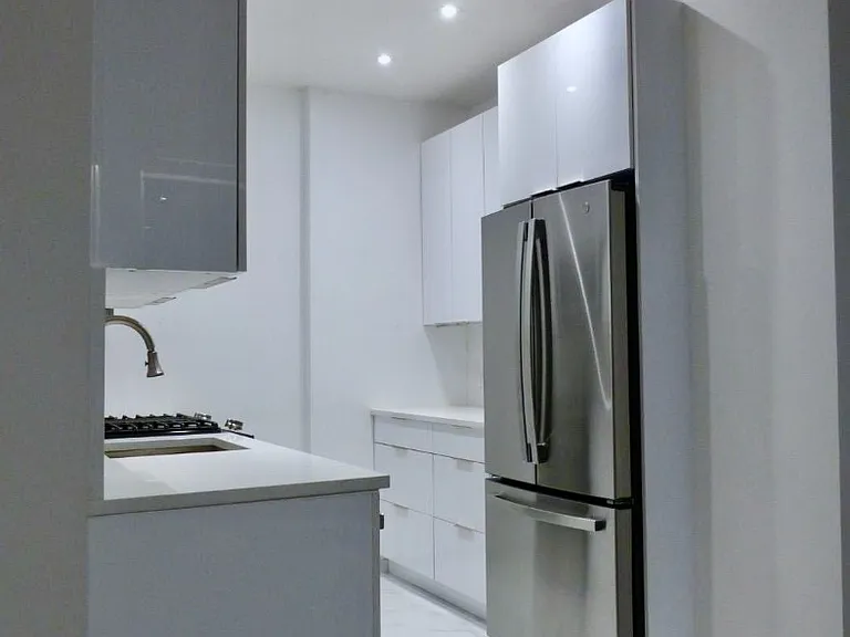 66 Madison Ave #3F — Photo 12
