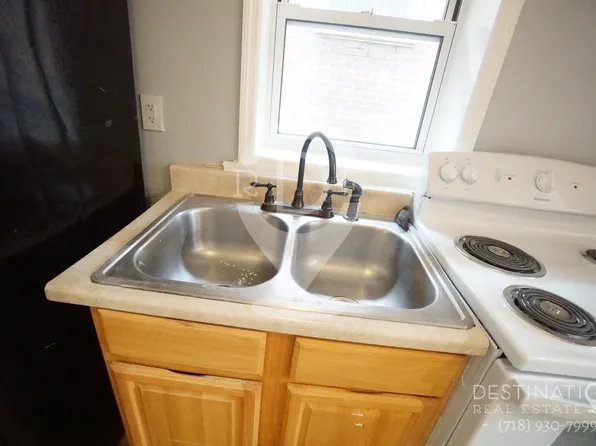 620 Beverley Road image 17 of 17