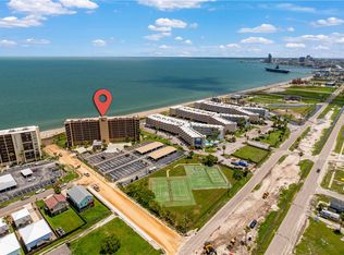 4000 Surfside Blvd APT 703, Corpus Christi, TX 78402