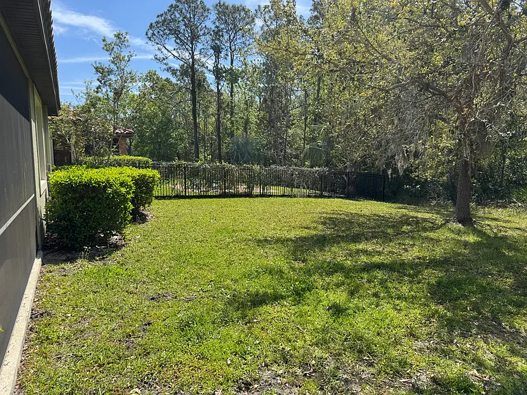 8237 Dunham Station Dr — Photo 30