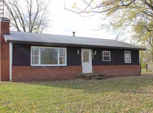 5974 E Glenn Arrow Dr, Monticello, IN 47960