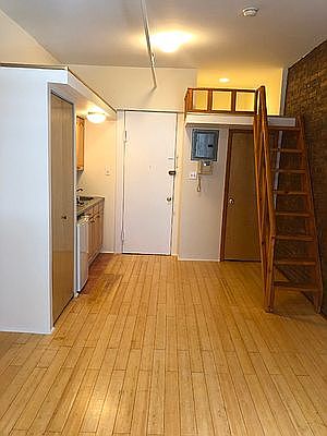 3rd image of 140 W 15th St APT 1C